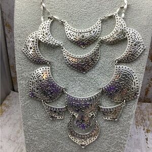 Stella &Dot Open Lace Style Silver Necklace